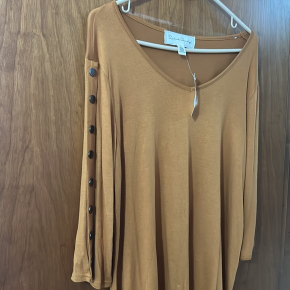 Ladies Large top golden brown - Picture 4 of 5